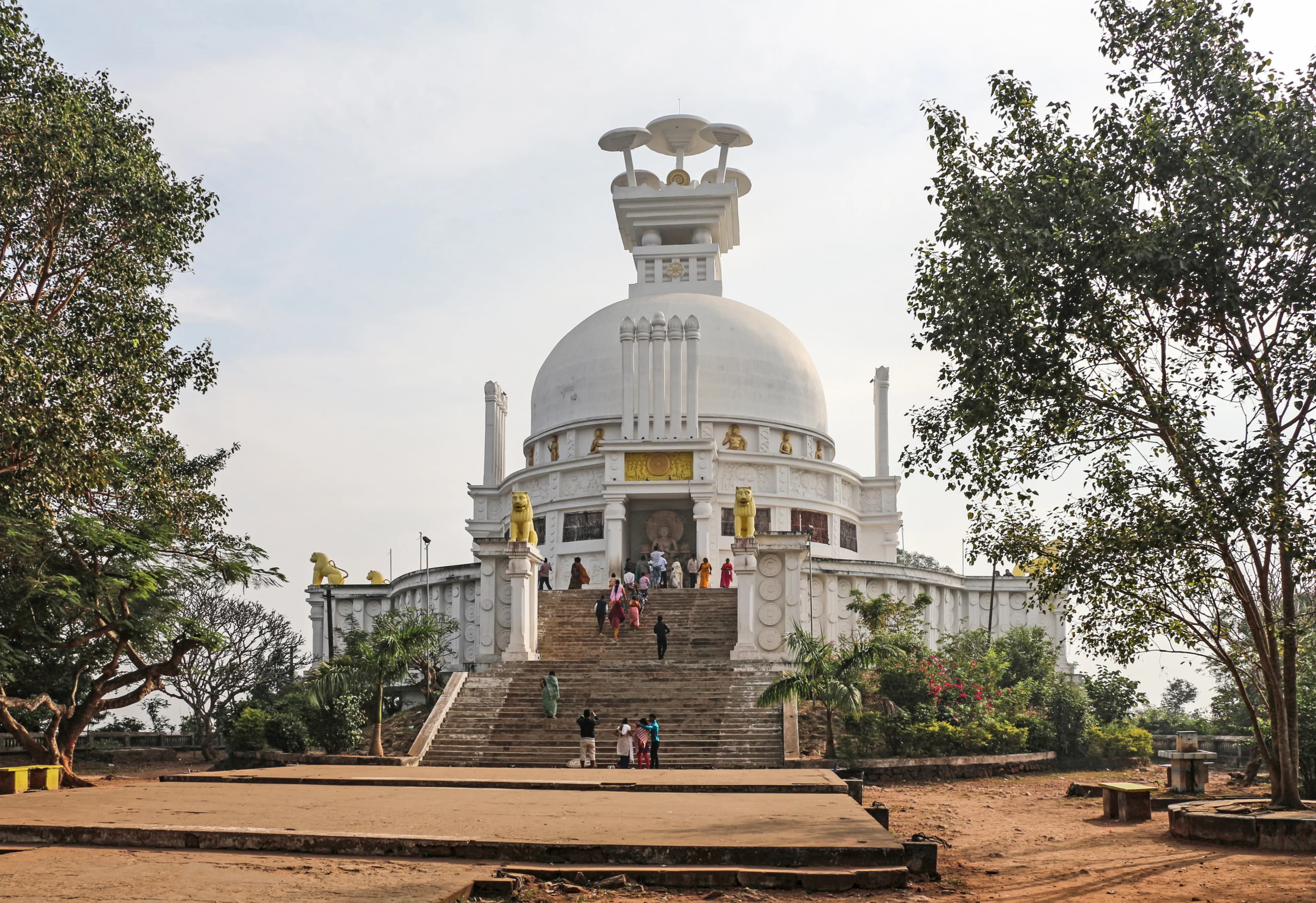 Shanti Stupa